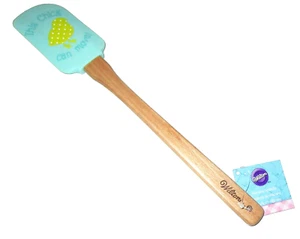 WILTON EASTER  Silicone Spatula ~ THIS CHICK CAN MOVE! ~ 12" - Picture 1 of 1