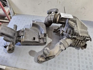 2012-2014 Honda CR-V Air Cleaner Intake Box Assembly 2.4L - Picture 1 of 12