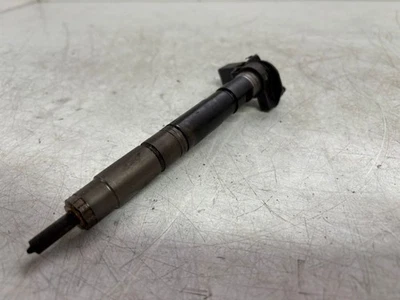 Volkswagen PASSAT B6 2008 Diesel fuel injector 0445116030 103kW DOM8039 — 第 1/3 张图片