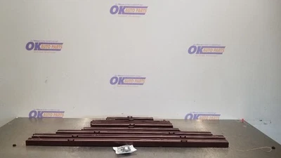 93 GMC G2500 VANDURA EXPLORER WINDOW SHADE MISCELLANEOUS LOT PURPLE - Image 1 of 4