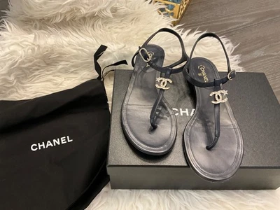Sandalias Chanel con adornos de cristal talla 38,5 Foto 1 de 4