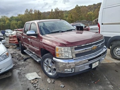 Luz de conducción usada se adapta a: camioneta Chevrolet Silverado 1500 2013 grado de conducción antiniebla Foto 1 de 4