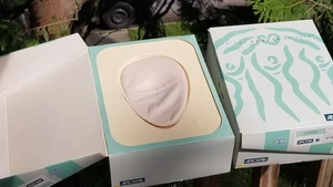 A PAIR OF AMOENA TEARDROP BH 454 SILICON BREAST FORMS 4 - Picture 1 of 24