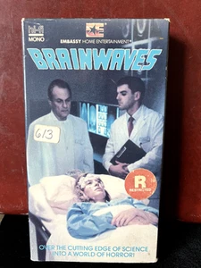 BrainWaves (VHS, 1986, Embassy Home Video, Obscure Sci-Fi Thriller, Great Shape) - Imagen 1 de 4