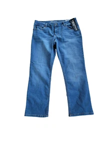 NEW Natural Reflections Women Straight Leg Comfort Stretch Jean Size 12p NWT - Picture 1 of 6