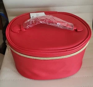 Macys Large Cosmetic Case Red, Ladies - Picture 1 of 6