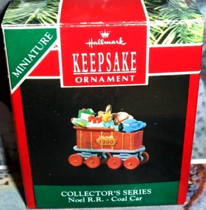 Carbón-Noel RR`1990`Miniatura-El Carbón Transporta Regalos de Papá Noel, Adorno Sello - Imagen 1 de 6