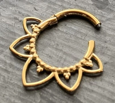 1pc Filigree Petals Hinged Segment Ring 16g Septum Clicker Surgical Steel  - Image 1 of 4