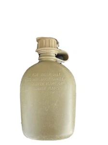 USGI 1QT Plastic Canteen – OD Green, USA Made Military Water Bottle - Picture 1 of 3