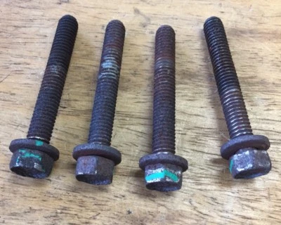 Dodge Ram 1500 2004 pernos de colector de admisión de escape Foto 1 de 4