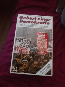 Geburt einer Demokratie - Zeitdokumente aus der DDR - VHS - MC - Mauerstück - Bild 1 von 3