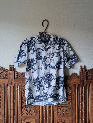 Y2K Japanese Dragons & Phrases wooden buttons Collared Shirt Blue White Vintage - Image 1 of 4