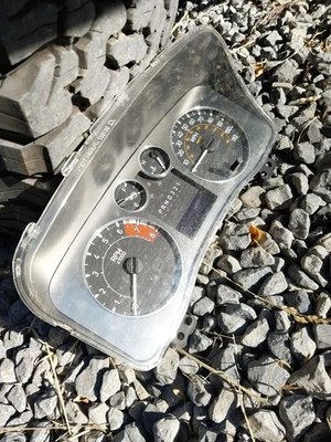 2006 HUMMER H3 Speedometer Cluster OEM 15829914 Untested - Image 1 of 4