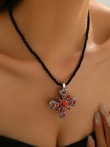 Vintage Bohemian Style Kreuz Anhänger Halskette Intarsien mit roten Steinen - Neu ohne Etikett! - Bild 1 von 6
