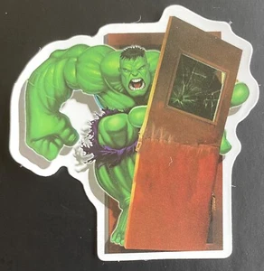 UNGLAUBLICHER HULK ZERSCHLÄGT TÜR MARVEL COMICS AUFKLEBER RÄCHER INFINITY WAR - Bild 1 von 2