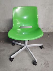 Chaise de bureau avec roulettes pour enfant - couleur vert pomme