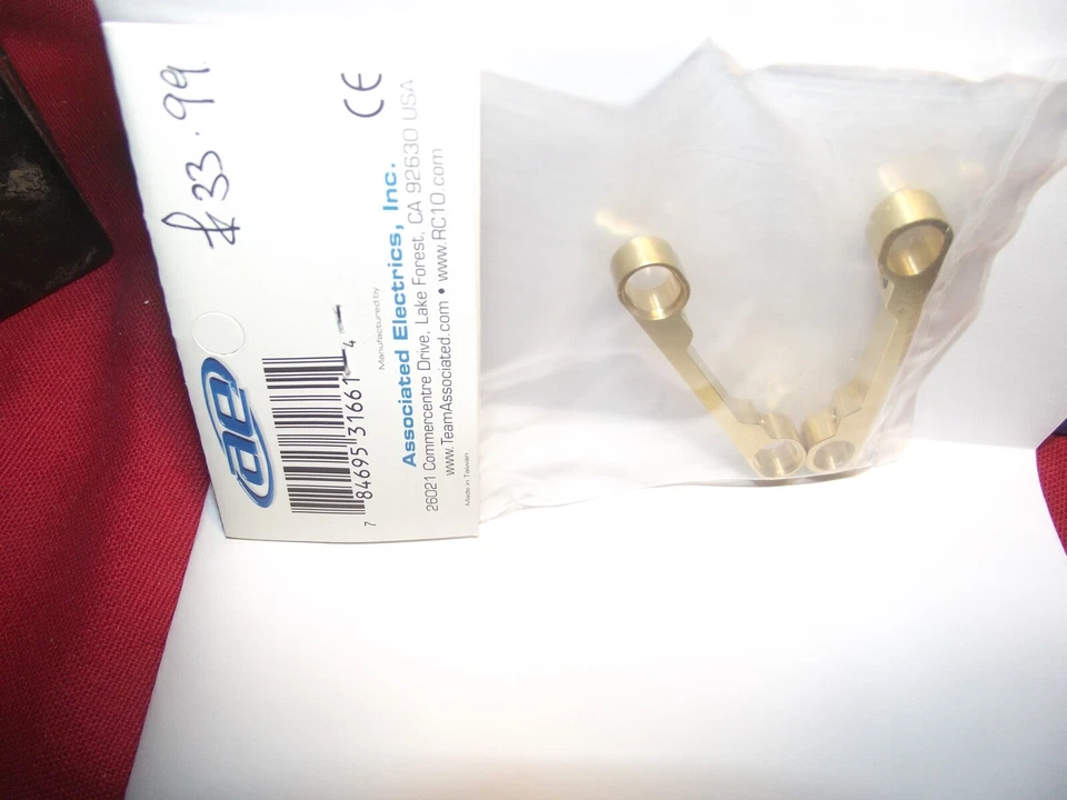  Factory Team Associated  TC7 Outer Arm Mount Brass 31661 - Image 1 of 4