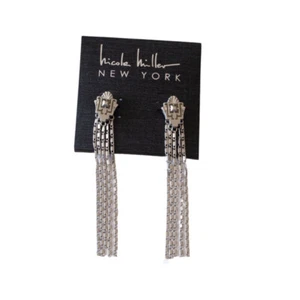 Pendientes perforados en tono plateado Nicole Miller 4" precio de venta sugerido por el fabricante $38.00 nuevos firmados - Imagen 1 de 1