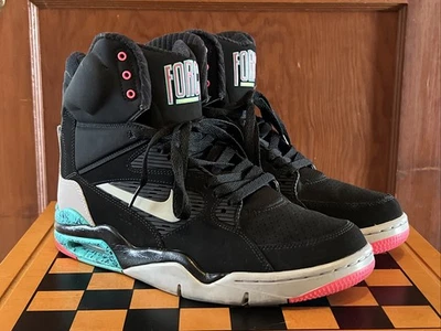 2014 Nike Air Command Force Spurs Fiesta David Robinson Size 10 Sneaker Shoe - Image 1 of 4