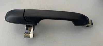 2003-2007 HONDA PILOT  REAR LEFT SIDE DOOR OUTSIDE HANDLE S9V-L USED OEM - Image 1 of 4