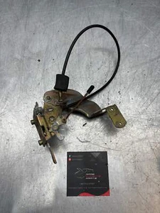 Porsche 928 right hand door latch 92853705405 used - Picture 1 of 3