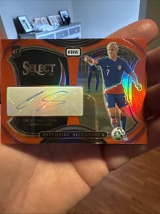2024-25 Panini Select FIFA Cavan Sullivan Pitchside Signatures Red Auto RC - Picture 1 of 12