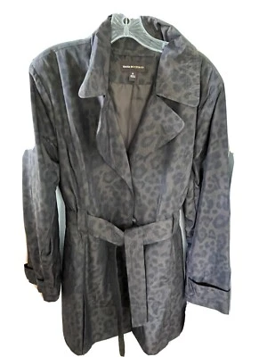 Abrigo Chaqueta de Lluvia Dana Buchman Animal Oscuro Estampado Leopardo XL Ligero con Corbata Nuevo con Etiquetas Foto 1 de 4