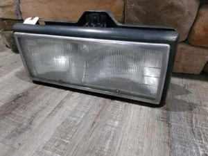 1989-1990 Cadillac SDV LEFT/Drivers Side Headlight Assembly PN#16509759 - Picture 1 of 8