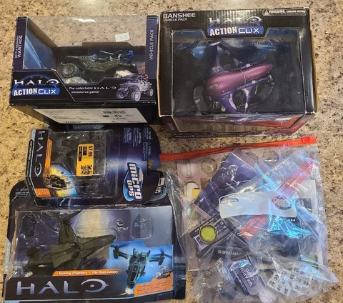 Halo Game Disc Miniatures Action Clix BATTLE DAMAGED WARTHOG BANSHEE FALCON LOT Cover