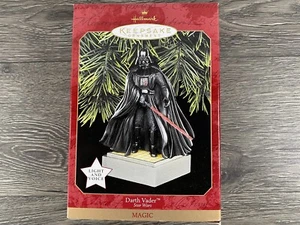 1997 Hallmark Keepsake Ornament Star Wars Darth Vader Magic Light and Voice Xmas - Picture 1 of 6