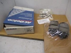 ACDelco Disc Brake Pad Set Front 17D956CH - Picture 1 of 2