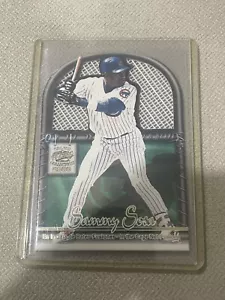 2000 Pacific Crown Collection Sammy Sosa In The Cage Inserto Net-Fusion #5 Cubs - Foto 1 di 4
