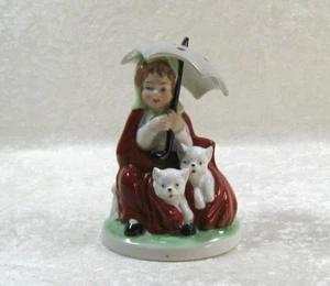 Rare Gerold Porzellan Tettau Bavaria Polka Dot Umbrella Girl and her Dogs 5 3/4" - Picture 1 of 9