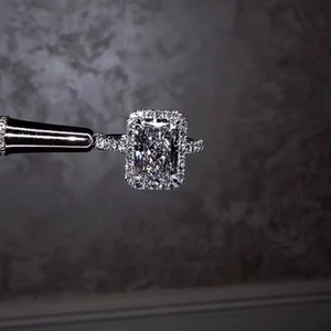 4.50 Ct Radiant-Cut EF/VS1 Lab Grown Diamond Halo Engagement Ring 14k White Gold - Picture 1 of 5