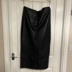 River Island - Long Black Faux Leather Pencil Skirt - Size UK 14 - Picture 1 of 6