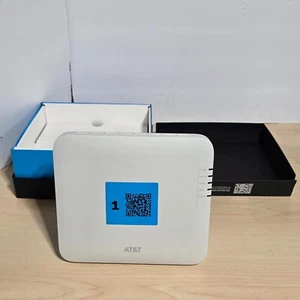 AT&T 4G LTE Cell Booster Nokia SS2FII Femtocell Microcell Multi-band SOHO - Photo 1 sur 4