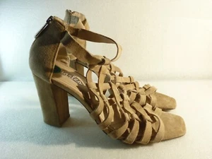 Charles david Women SHoes sandals Beige Size 8 SKU 11133 - Picture 1 of 6