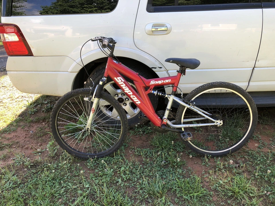 Mountain bike Snapon Tools.  - Imagem 1 de 4