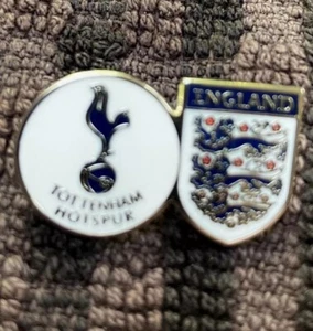 Tottenham Hotspur/England Twin Badge - Picture 1 of 1