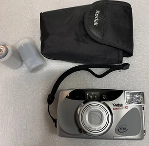 Kodak KE85 Easy Load 35mm Camera w/ Kodak Case - W/2 Rolls Of Film (TS2) - Picture 1 of 11