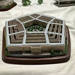 Danbury neuwertig Das Pentagon Replik Washington D.C. Große Gebäude - Bild 1 von 9
