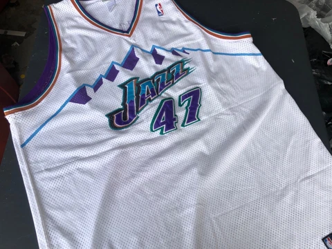 Utah Jazz Andrei Kirilenko Reebok NBA Authentic Home Jersey Men’s Size 60 Cover