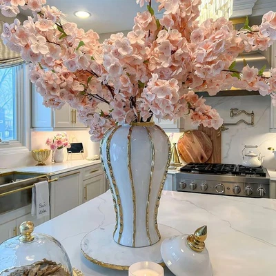 Jarrón de cerámica de jengibre de 14" galvanizado patrón de rayas borde dorado blanco Gi... Foto 1 de 4