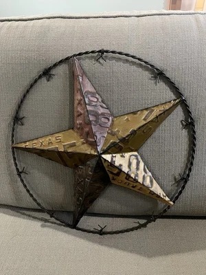 Texas Star  Metal Star Barbed Wire For Barn/Porch/Gate Rustic 17” - Image 1 of 2