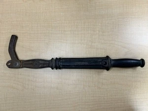 Estrattore unghie vintage Mezzaluna n. 56 Suregrip strumento ghisa martello scorrevole USA - Foto 1 di 12