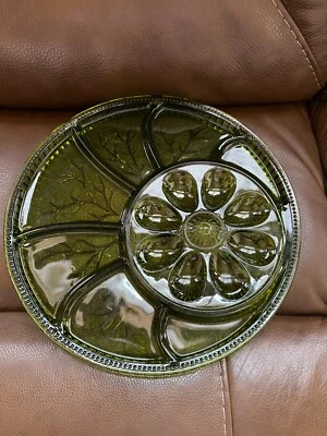 Plato Bandeja De Colección Indiana Glass Tree Of Life Verde Oliva Huevo Devild Relish MCM Foto 1 de 2
