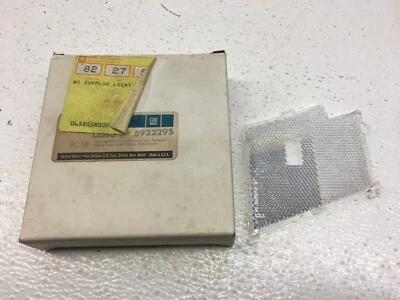 GM NOS RH Rear Tailight Marker Lamp Lens For 1980-1983 Buick Regal 5932295 - Изображение 1 из 4