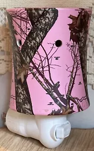 Wax Warmer Mossy Oak Camoflauge Break Up Pink Nightlight Camo - Picture 1 of 7