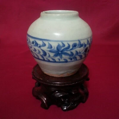 Chinese Yuan Blue and White Peony Flower Jarlet - Image 1 of 4