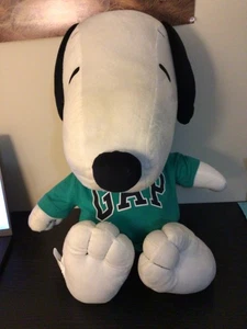 Camiseta de peluche Snoopy Peanuts de 17 pulgadas - Imagen 1 de 5